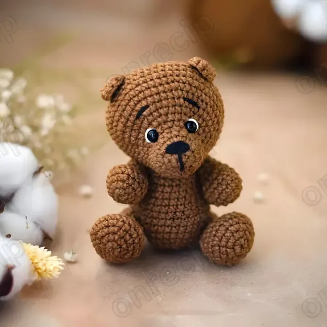 Amigurumi bear head worked in single crochet rounds