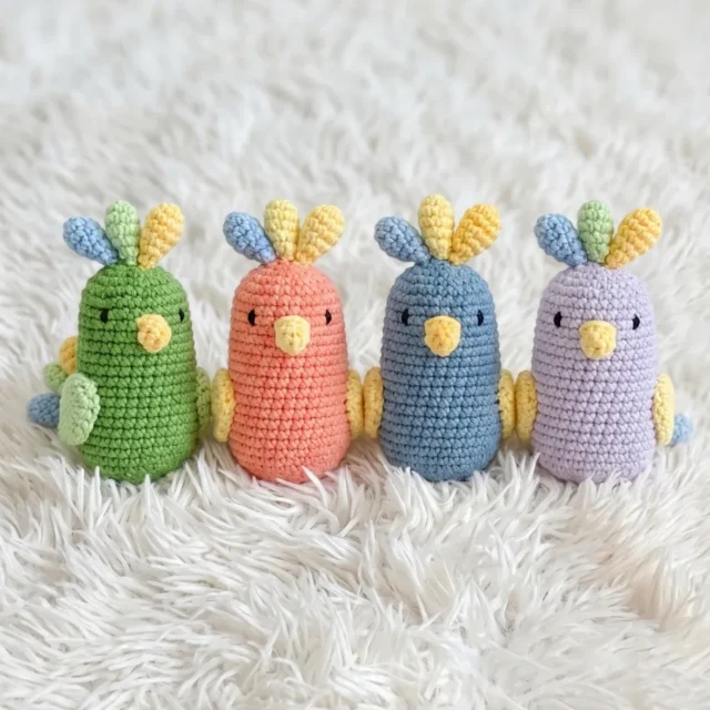 Crochet parakeet amigurumi pattern for confident beginners
