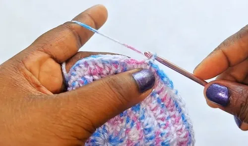 Double crochet beanie pattern for every season — photo 5