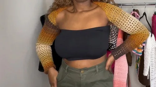 Cozy double crochet bolero using just one stitch repeat