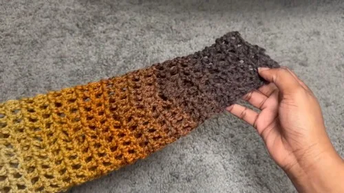 Cozy double crochet bolero using just one stitch repeat — photo 3