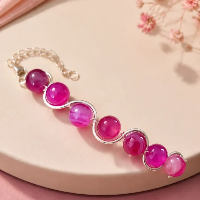 Beaded-look crochet bracelet with puff stitch texture