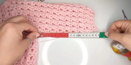 Textured shell-stitch baby cardigan for winter days — photo 2